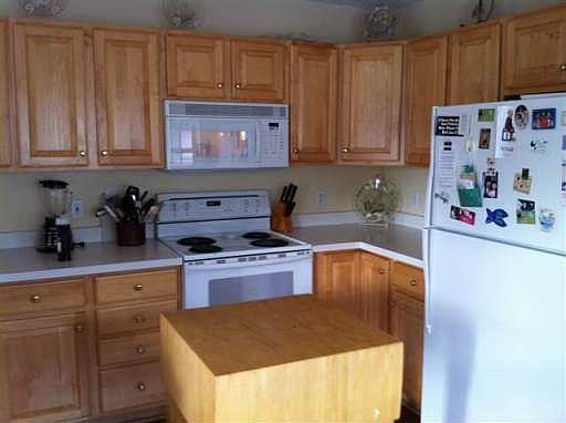5th image of 2991 E Crown Dr