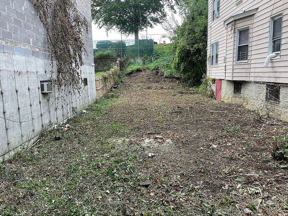 1st image of 1535 Rosedale Ave