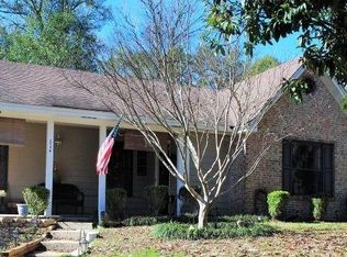 1716 Pine Forest Ct, Mobile, AL 36609