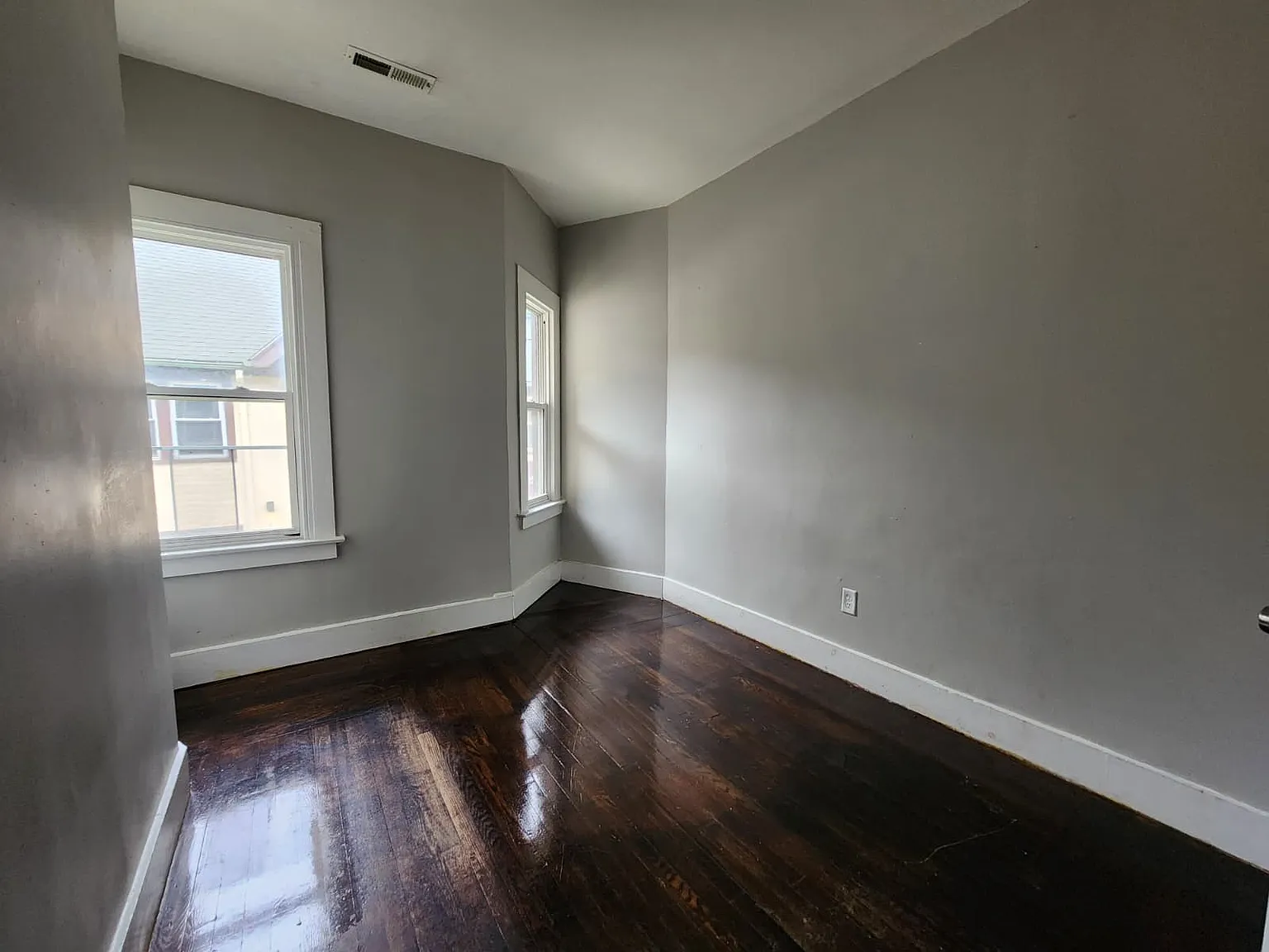 3 bed, $1,600 — Photo 4