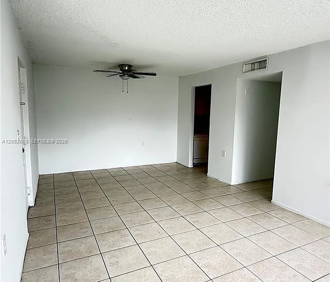 1163 Lake Terry Dr #J — Photo 4