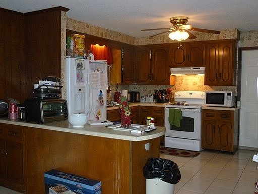 2nd image of 1527 Armistead Dr