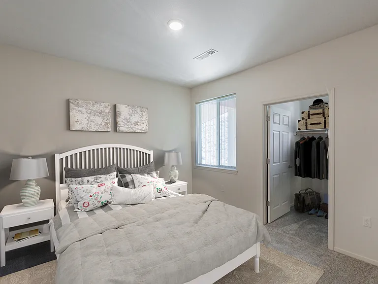 North Peak Apartments — Photo 9