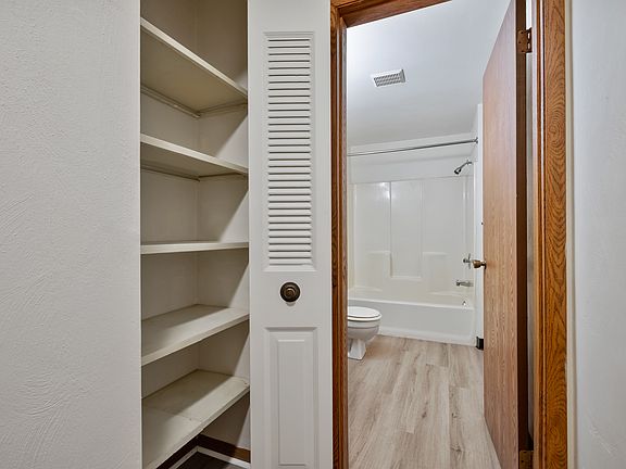 731 Broadway Avenue, Unit 5_15_12102025