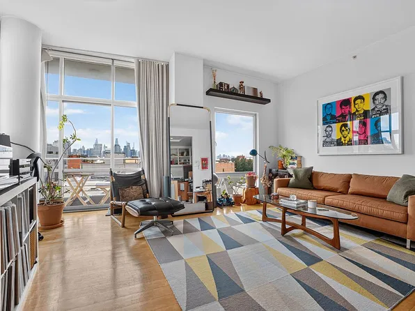 297 Driggs Ave APT 6B, Brooklyn, NY 11222