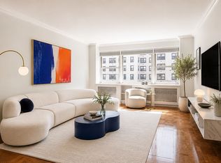 39 Gramercy Park N APT 5F, Manhattan, NY 10010