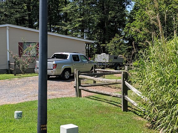 4th image of 119 Watermans Ct