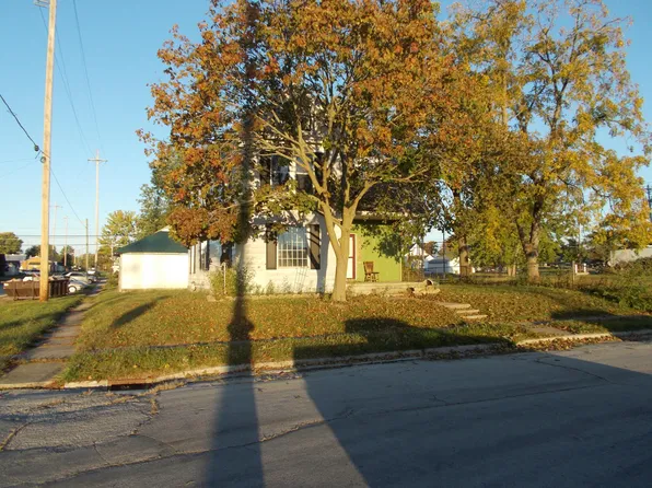 429 S Walnut St, Celina, OH 45822