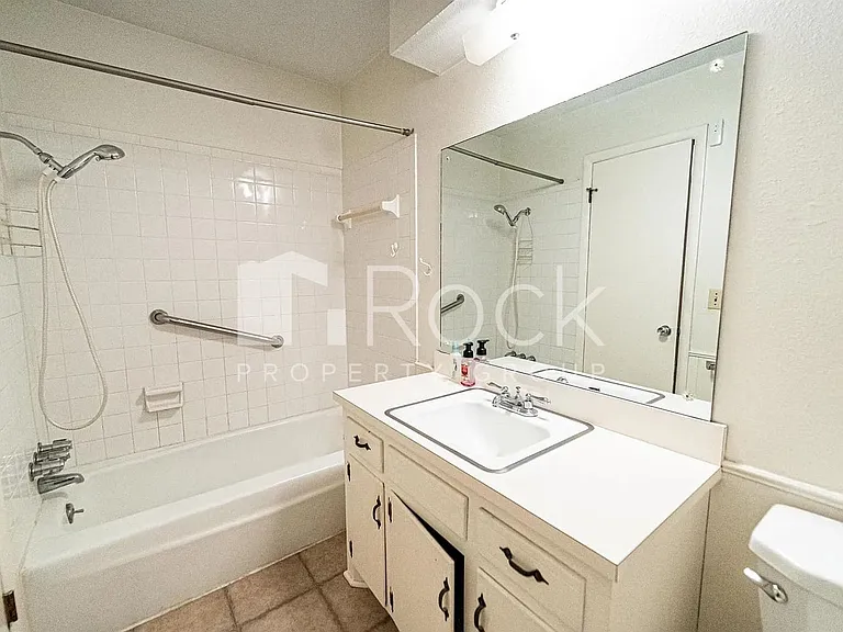 604 Moraine Ave — Photo 21