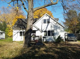 321 Lake St, Saint Charles, MI