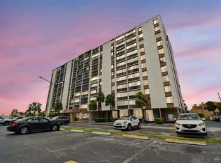 255 Dolphin Point APT 207, Clearwater, FL 33767