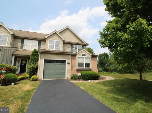 169 Harvard Dr, Collegeville, PA 19426