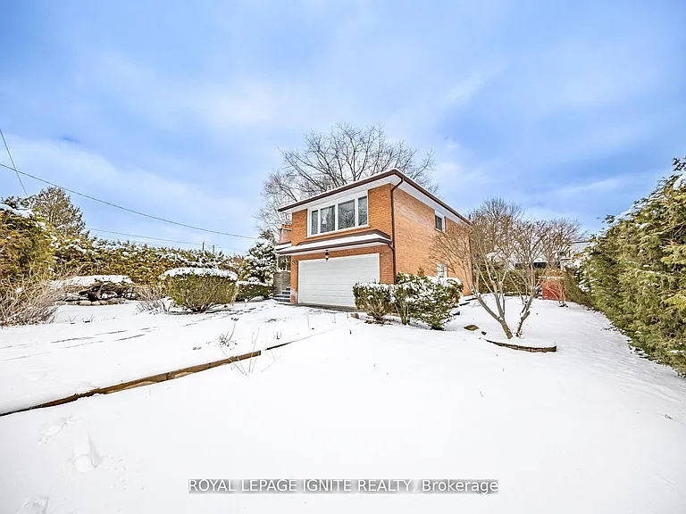 83 Deep Dene Dr #MAIN — Photo 3