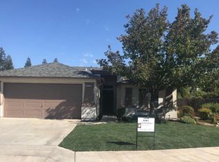5748 N Lola Ave, Fresno, CA 93722