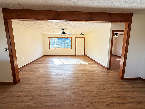 3rd image of 157 Old Loving Rd