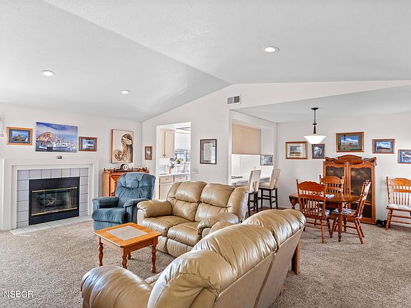3rd image of 4181 Whispering Pines Dr