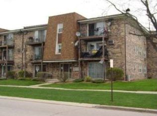 7100 99th St APT 104, Chicago Ridge, IL 60415