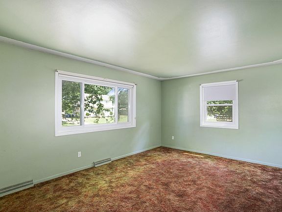 4th image of 4457 Julivan Ave SE