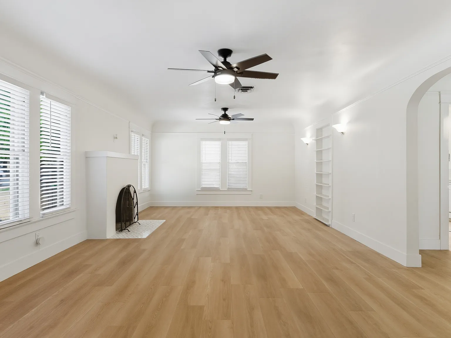 117 Pacific St — Photo 2