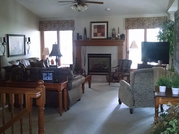 5th image of 3745 Savannah Cir