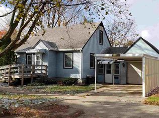 313 Prairie St, Strawberry Point, IA 52076