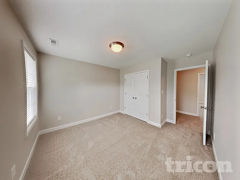 111 Cottage Ct — Photo 14