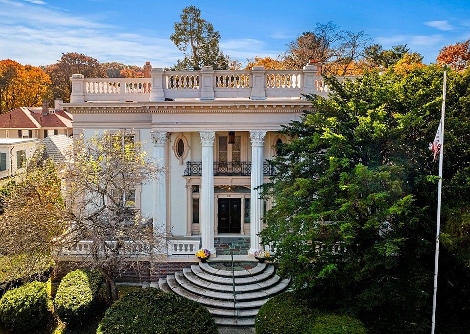 251 Salisbury St, Worcester, MA 01609 MLS 73192024 Zillow