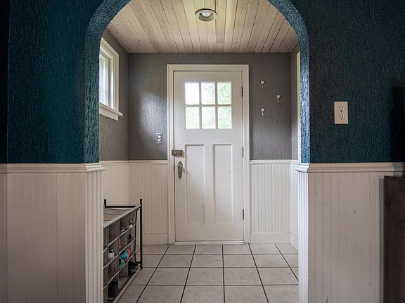 3rd image of 1203 Gary Ave