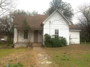 408 N Kirk St, Hico, TX 76457