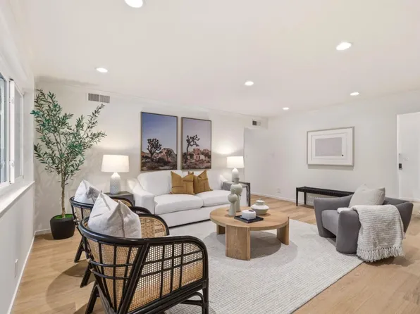25 Willow Rd APT 47, Menlo Park, CA 94025