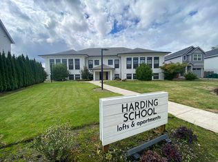 601 S Wynooski St #101, Newberg, OR 97132