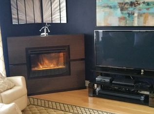 3800 N Mulberry Dr UNIT 402, Kansas City, MO 64116