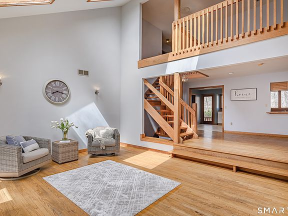 5th image of 345 Florida Hill Road