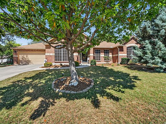 3rd image of 9331 Tyler Oaks