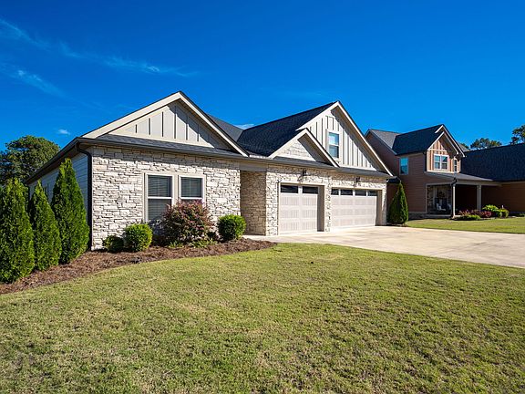 4th image of 388 Tuscany Village Dr