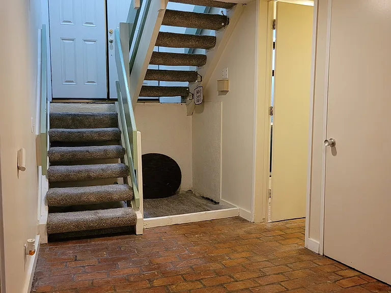 Downstairs foyer facing main entrance