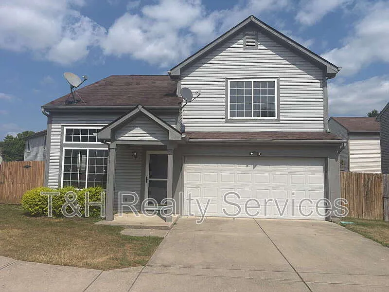 3 bed, 2.5 bath, 1220 sqft, $1,800 — Photo 1