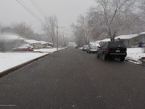 3rd image of 9 Parkway Blvd