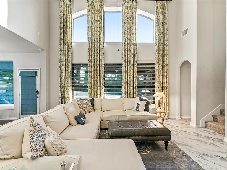 5733 Coleto Creek Cir — Photo 19