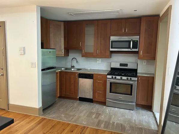 192 Washington St APT 10, Jersey City, NJ 07302