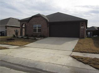 738 Lowell Dr, Lavon, TX 75166