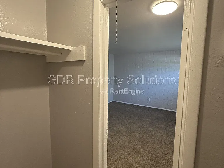 1200 Coal Ave SW #10 — Photo 18