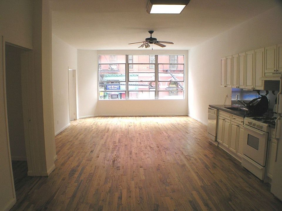 2nd image of 88 Reade St #2n