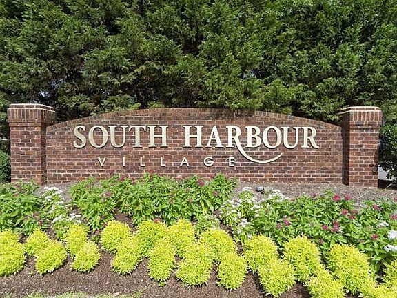 2nd image of 5090 SE Glen Cove Drive
