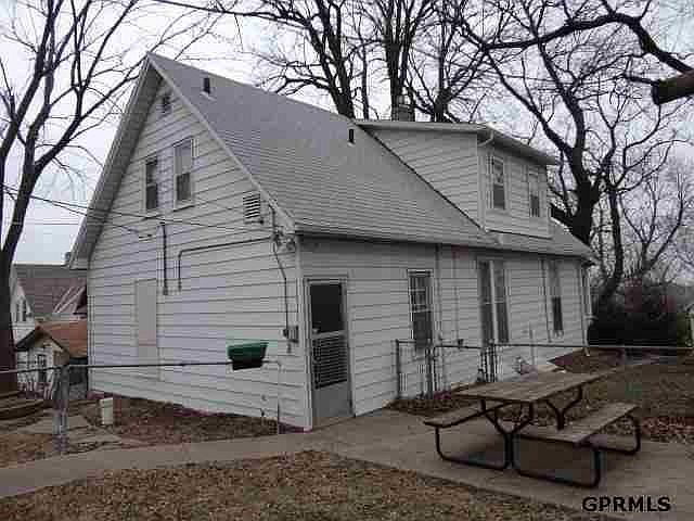 1st image of 4410 S 18th St
