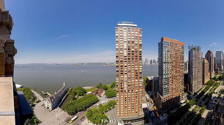 Rented by Town Residential | media 34