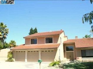 201 Heather Pl, Danville, CA 94526