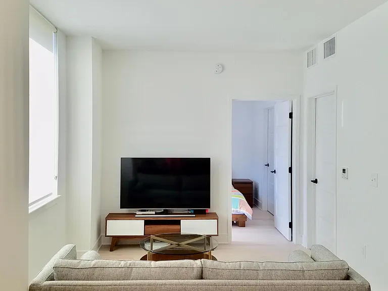 10 Provost St #1607 — Photo 8