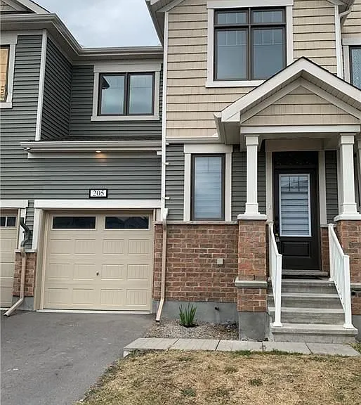 205 Merak Way — Photo 1