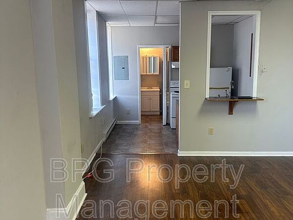 3rd image of 95 N Main St APT 404